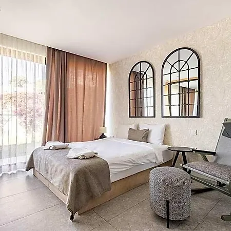 Mugla 1013 מלון אקיארלר